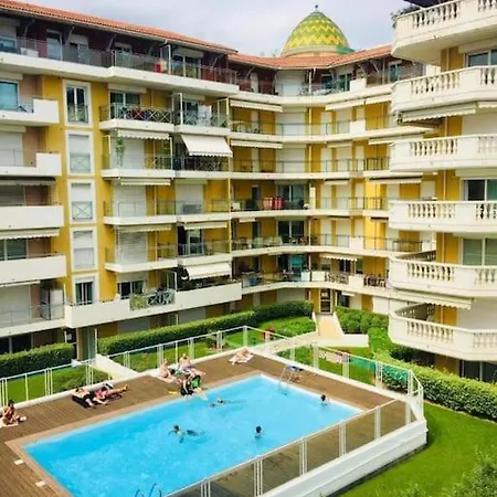 Superbe 3 Pieces Vue Mer A 2 Mn De La Plage, Terrasse, Piscine Et Parking Prive ! *
